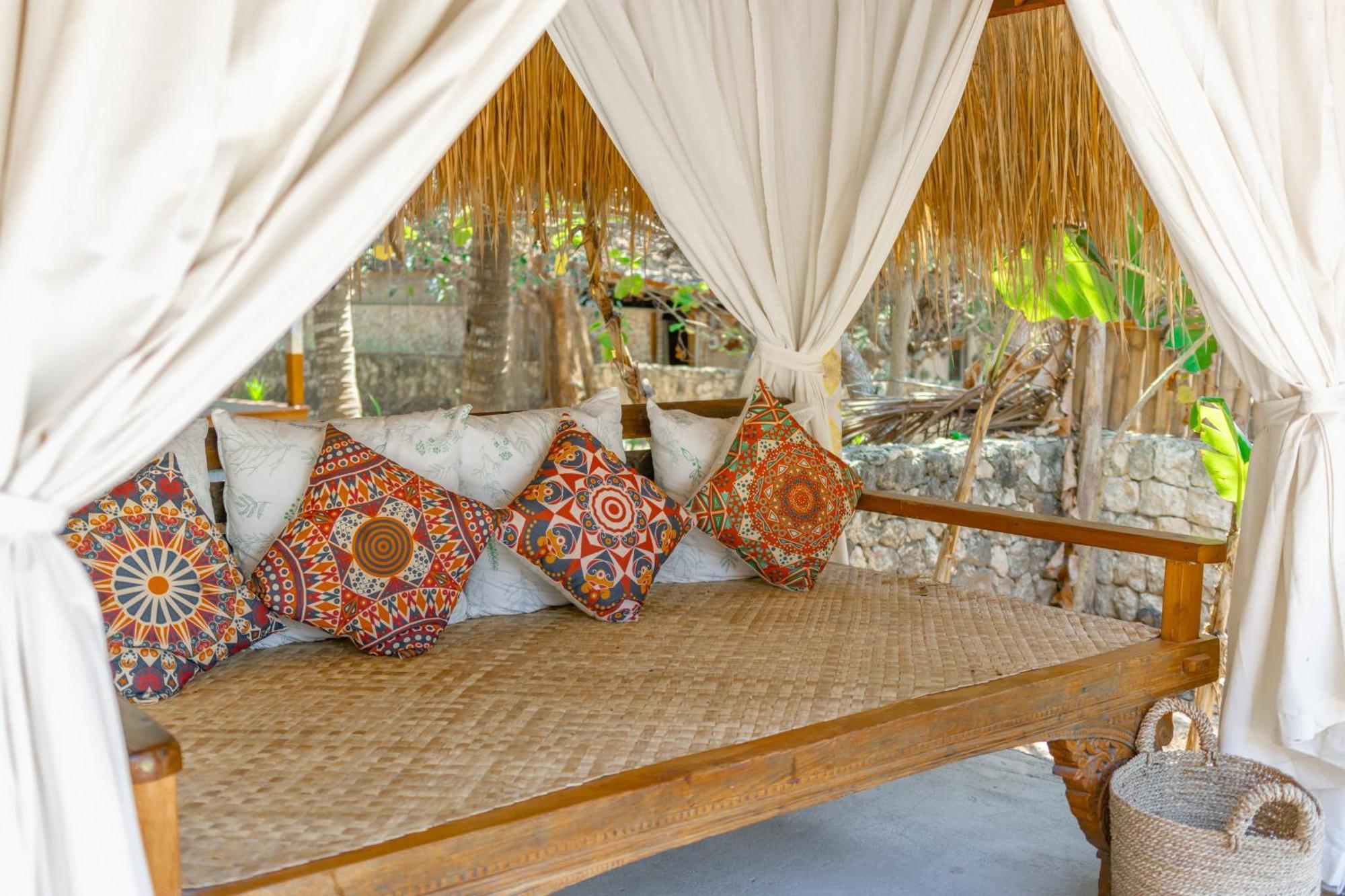Golden Garuda Cottages Polilit المظهر الخارجي الصورة